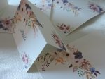 00182 - Virágmintás ültetőkártya - gyöngyházfényű kartonon